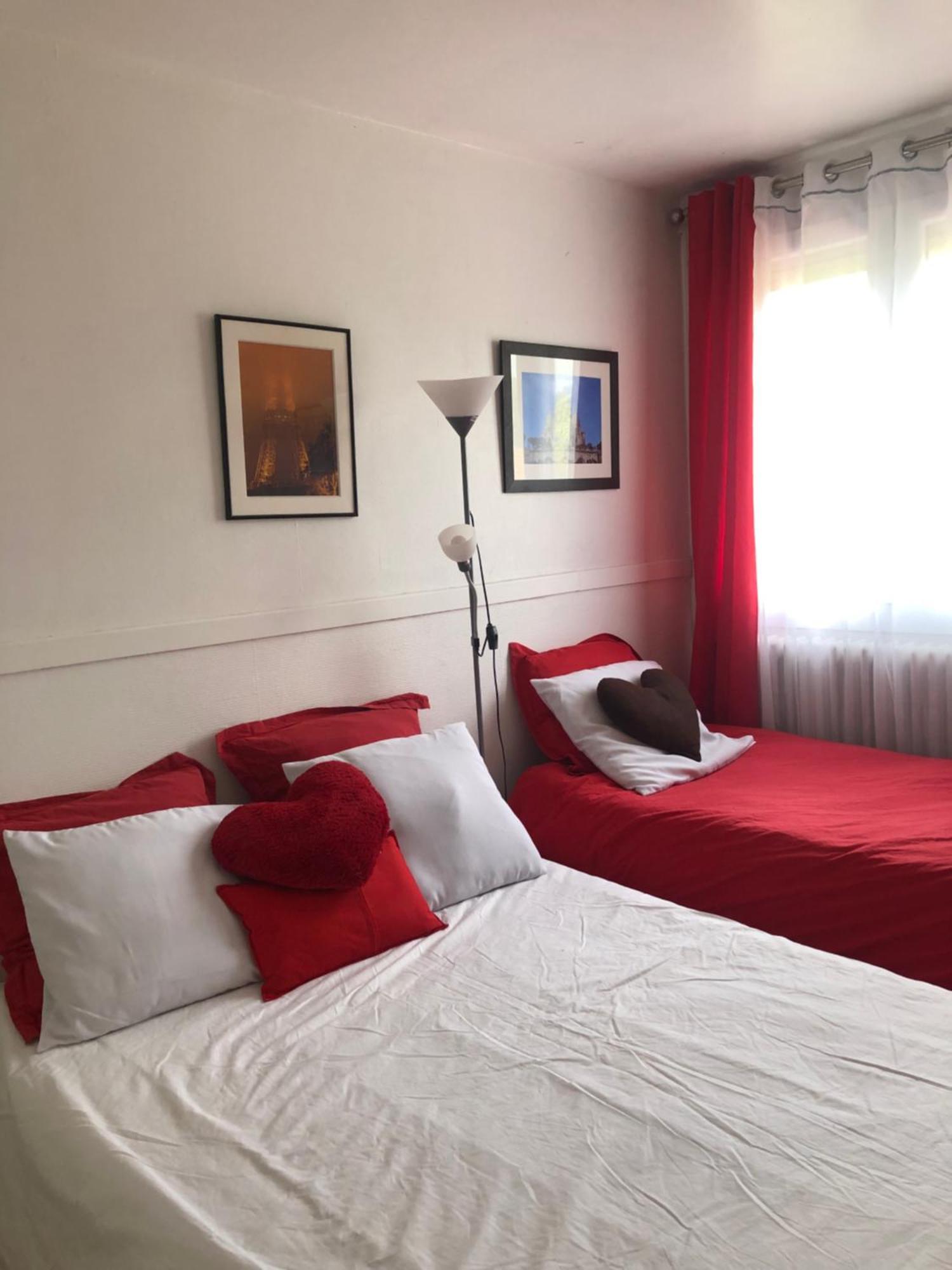 Chelles - Paris - Disneyland Marne La Vallee 외부 사진